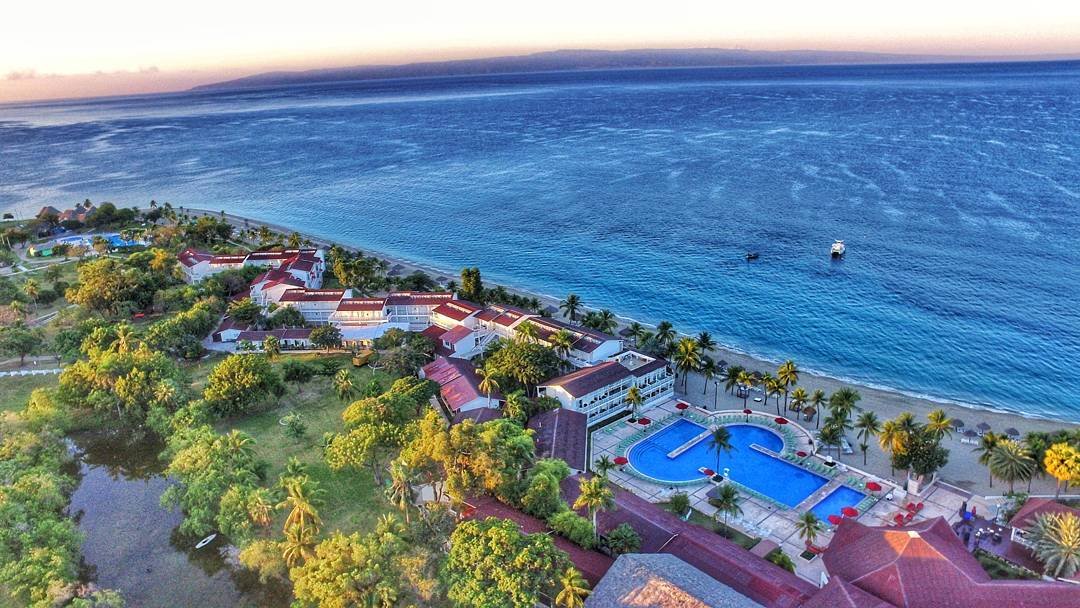 Ayiti: Pi lwen pase Kliche yo, Dekouvri yon Peyi ki plen richès ak rezistans