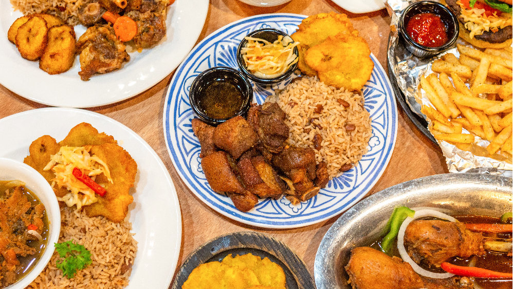 Manje nan lari ayisyen: yon avanti gastronomik nan kè Pòtoprens