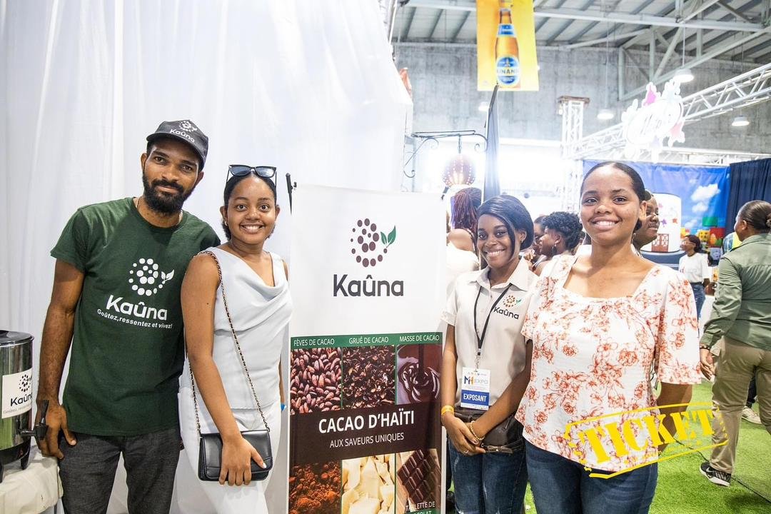 Fè ann Ayiti nan sant konvansyon  El Rancho .