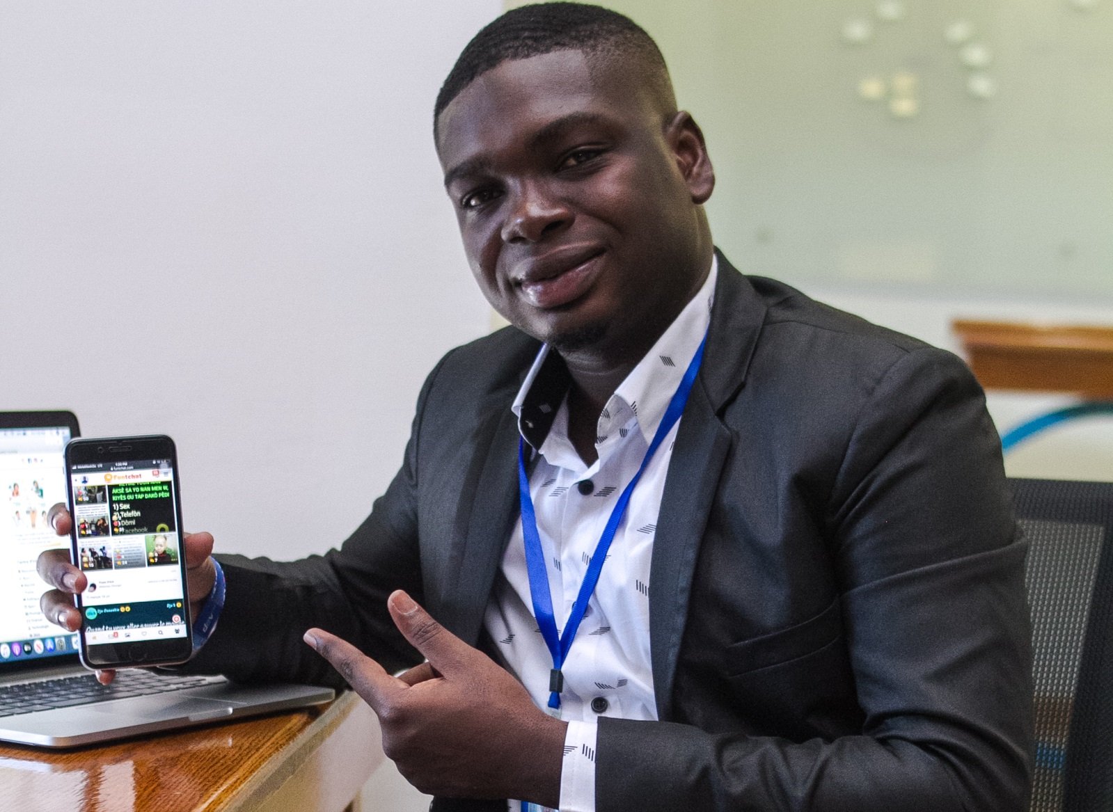 Appolon Guy Alain: Web Designer Referans an Ayiti